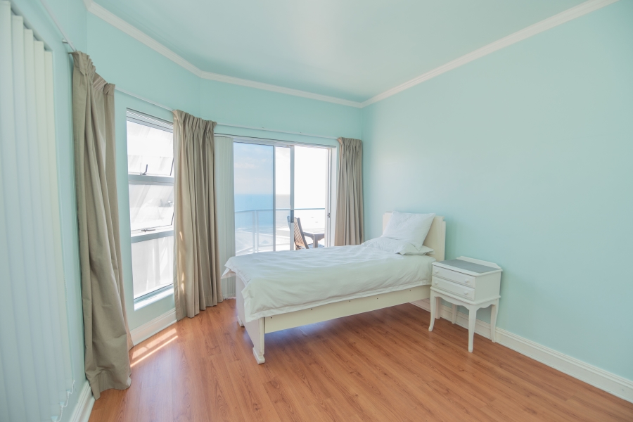 2 Bedroom Property for Sale in Summerstrand Eastern Cape